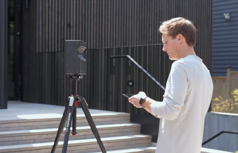 Inspector using Matterport-style 3D imaging tool during property evaluation